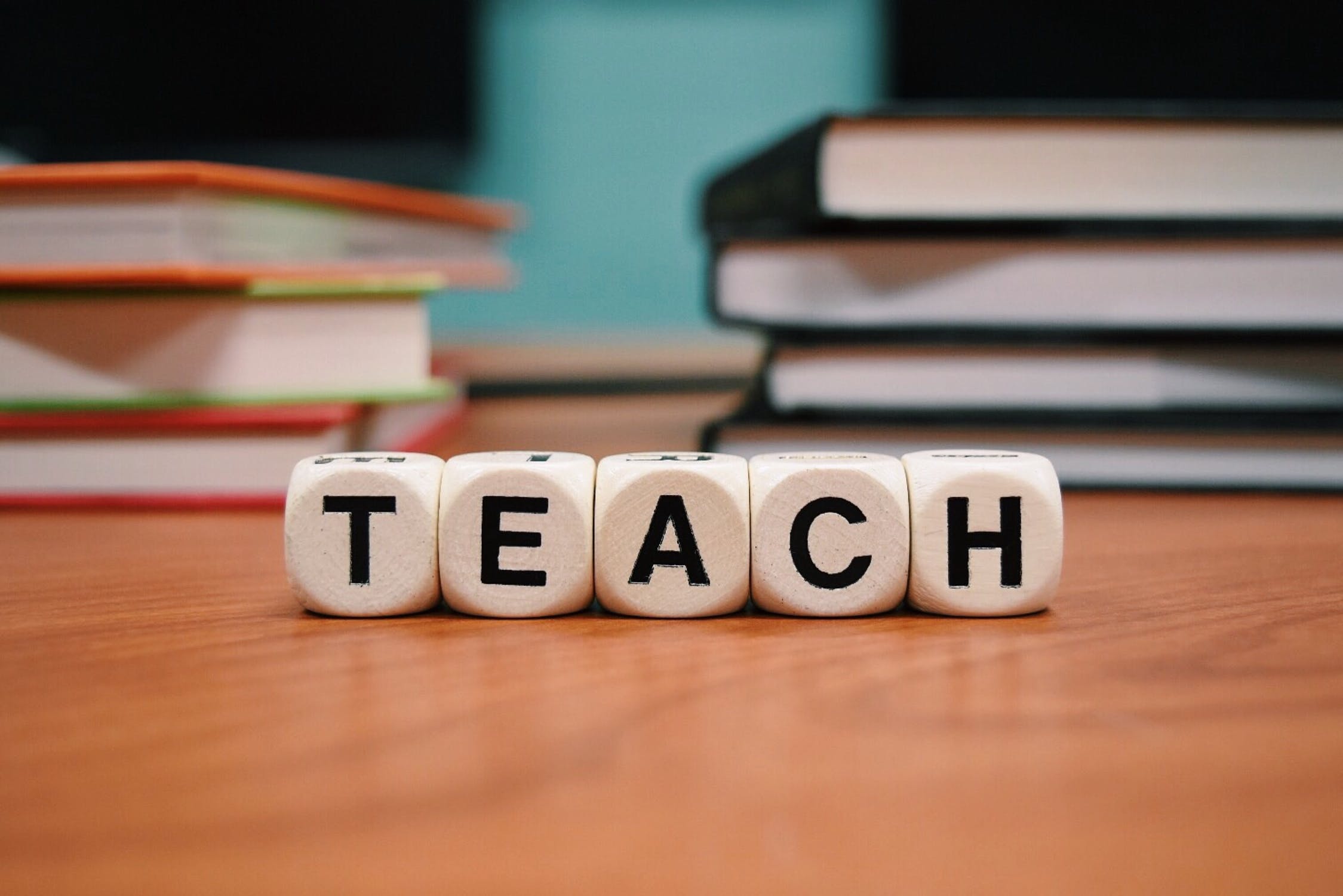 Orientación vocacional: 3 aspectos a considerar si deseas ser maestro de  inglés